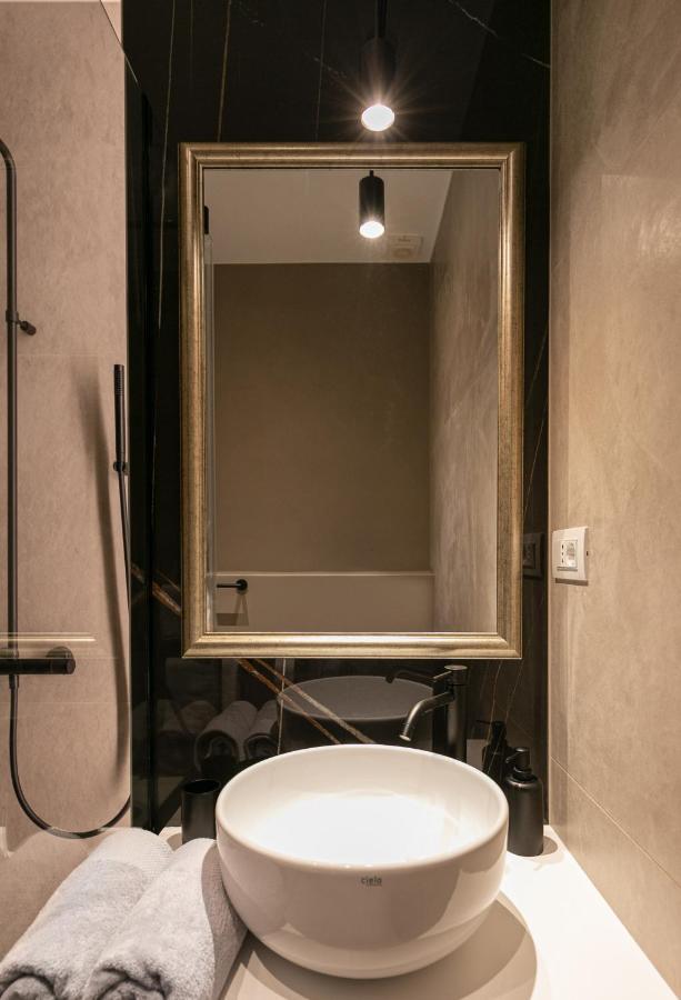 Harbour Residence Apartments Rijeka Exterior foto